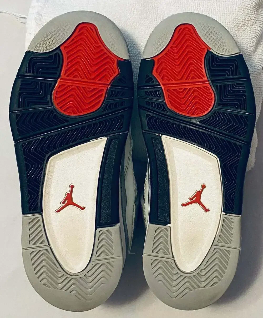 Nike Air Jordan 4 Retro White Cement 2025 IB4388-100 Little Kids Size 13C Shoes